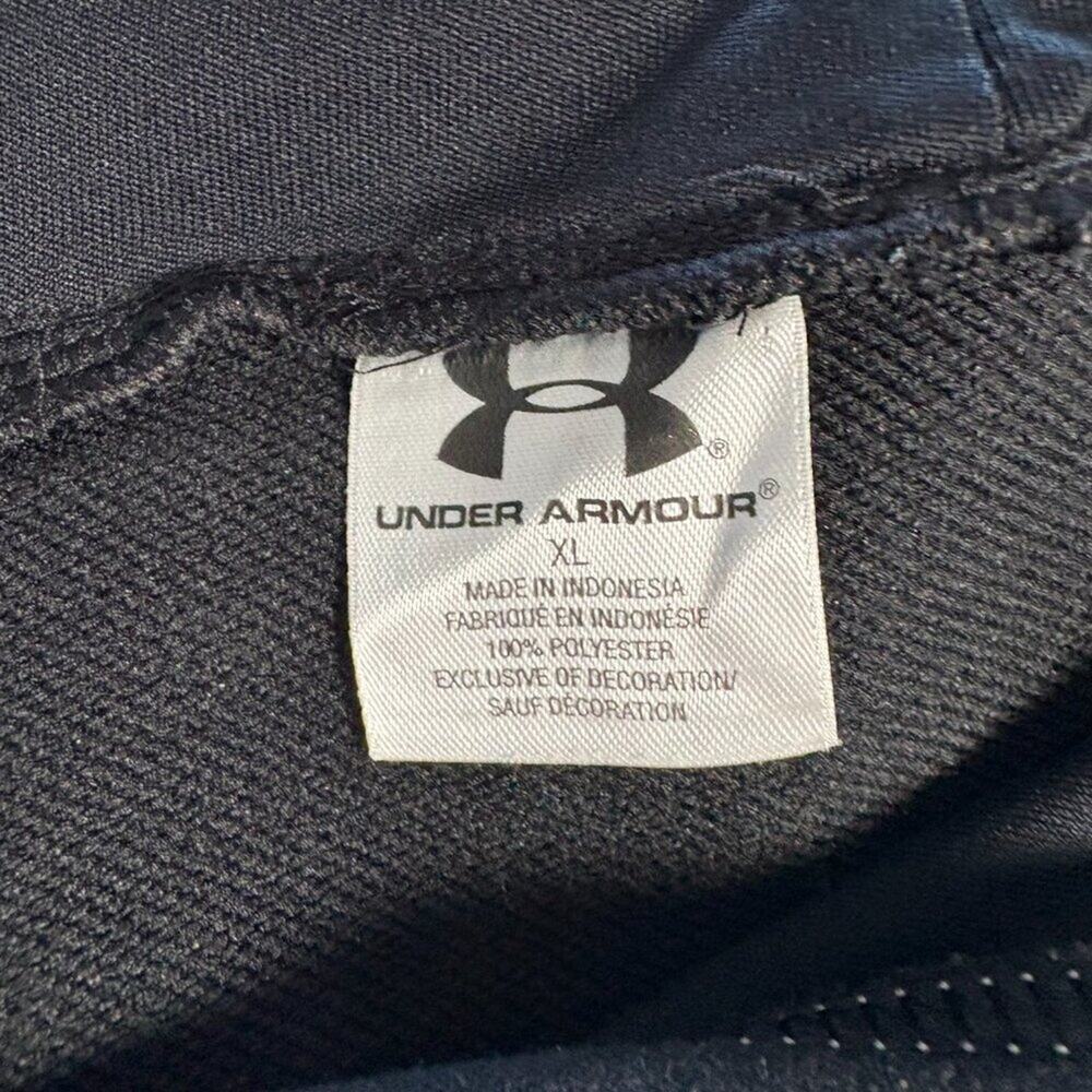 Under Armour Women’s XL Black Pullover Hoodie Logo Kangaroo Pocket Athletic - Picture 11 of 12